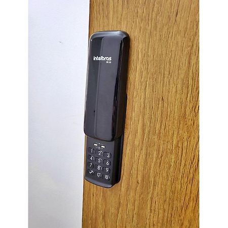 Ap 02 Dorms - Enseada - Com Sacada, Ar-Cond, Wi-Fi, 01 Vaga, Lado Praia 瓜鲁雅 外观 照片