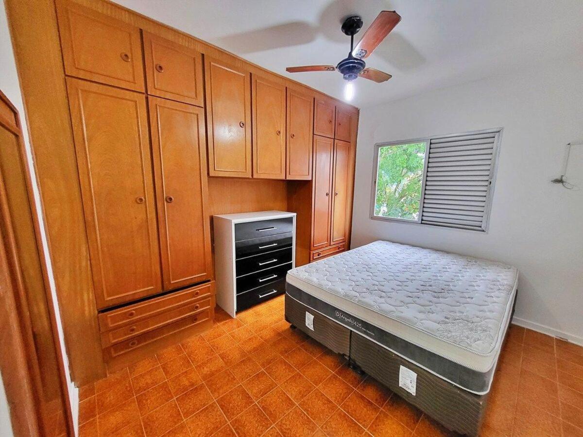 Ap 02 Dorms - Enseada - Com Sacada, Ar-Cond, Wi-Fi, 01 Vaga, Lado Praia 瓜鲁雅 外观 照片